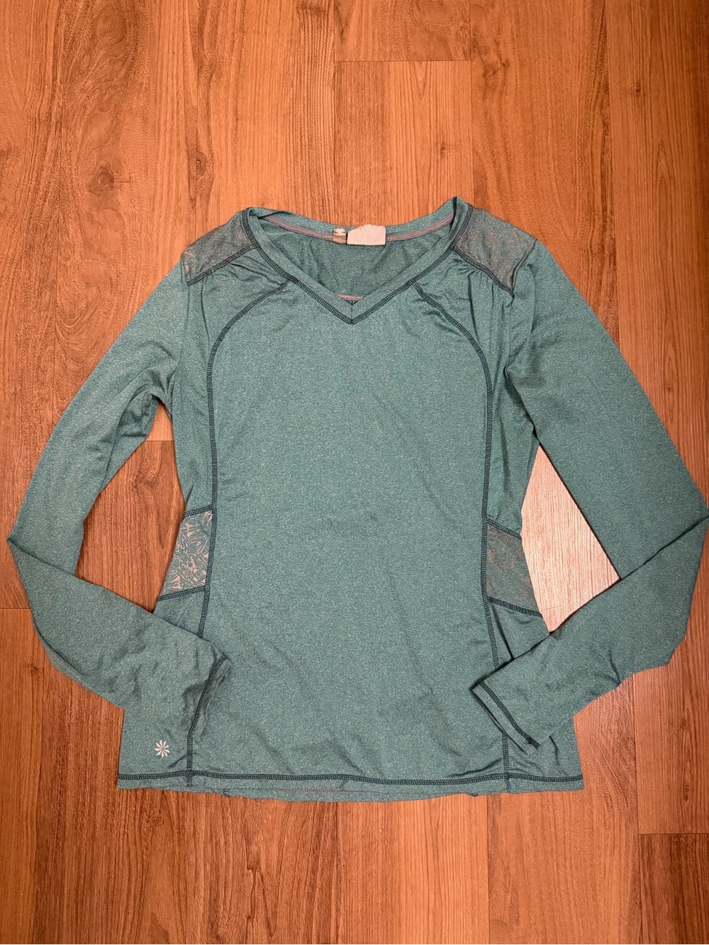 Athleta Northern Lights Reflective Long Sleeve V-Neck
